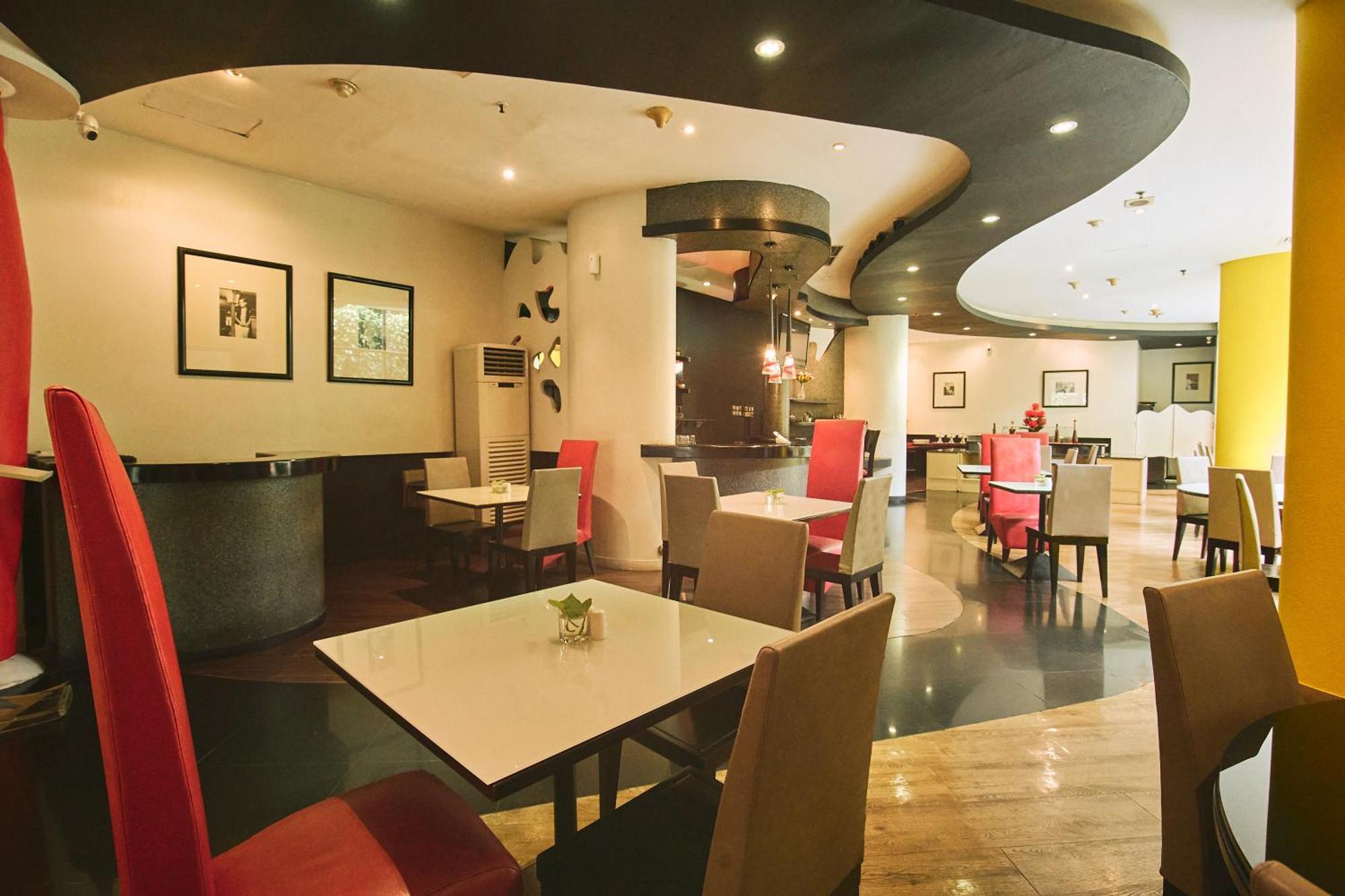 Hotel Horison Arcadia Wahid Hasyim Jakarta Exterior foto
